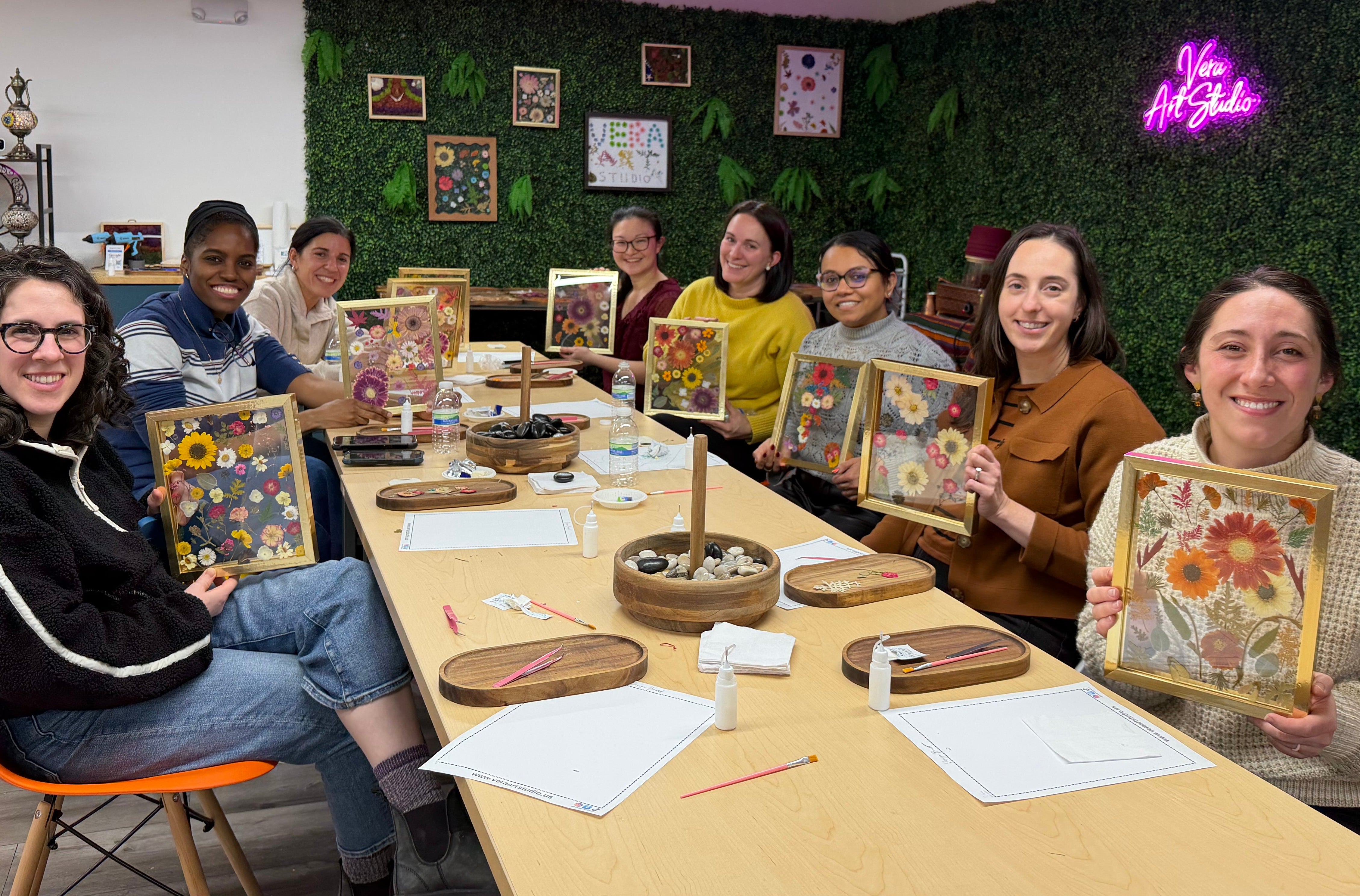 Philadelphia: Pressed Flower Workshop Beginner Friendly – Vera Art