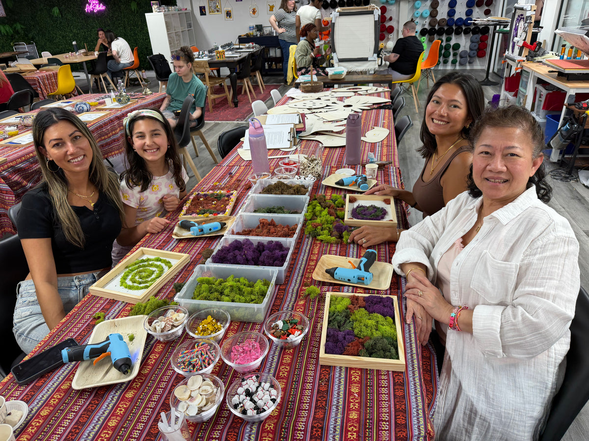Seattle: Moss Wall Art Workshop