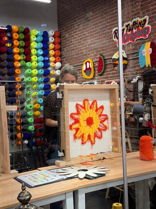 Philadelphia: Rug Tufting Workshop
